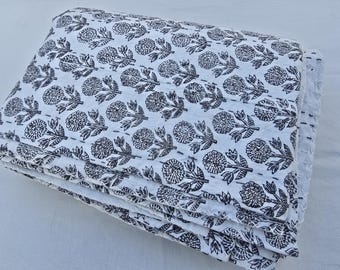 Grey flowers Kantha Quilt Unique Design Handmade Kantha Quilted Bedding Bedspread  Handblock Print Throw Blanket Grey floral Quilt