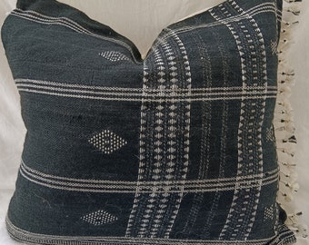 Handgewebter schwarzer Wollkissenbezug | Indisches Bhujodi Kissen