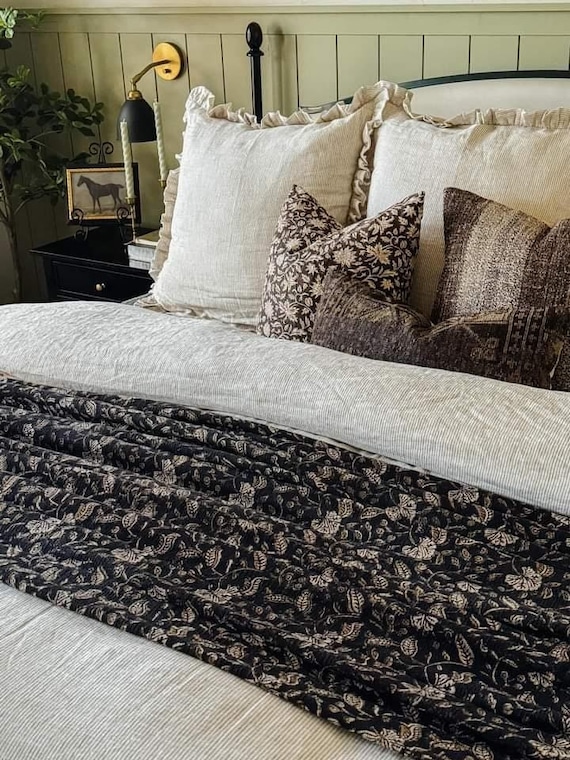 Handloomed Block Print Throw Blanket Handloomed Block Print Throw Blanket