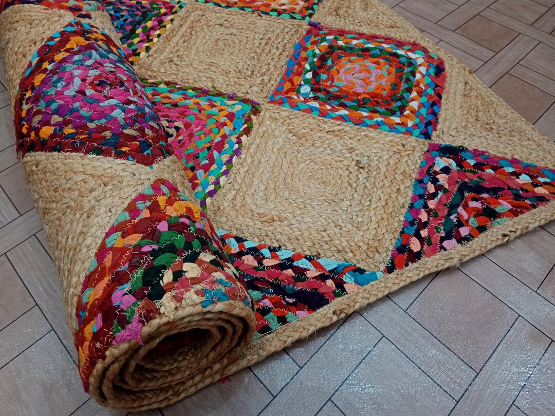ユニークなハンドメイドコットンラグ。マルチカラー編み込みジュート