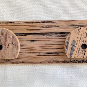 Weathered Barn Wood 4 Headstall Bridle Rack