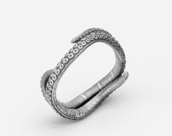 Tentacle Wrap Band, Octopus Gill Ring, Silver Tentacle Ring, Octopus Band Ring, Octopus Ring, Ocean-Inspired Band, Sea Creature Ring