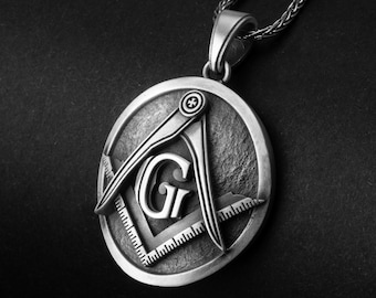 Masonic Necklace, Silver Masonic, Masonic Shield, Freemason Jewelry, Brotherhood Symbol, Master Mason, Masonic Emblem