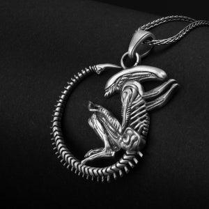 Alien Necklace, Xenomorph Pendant, Sci-fi Jewelry, Extraterrestrial, Silver Alien, Space Creature, Futuristic Style