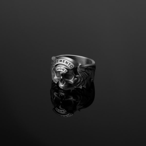 Memento Mori Ring, Skull Ring, Gothic Jewelry, Unisex, Vanitas, Reminder, Death Symbol, Macabre, Unique, Philosophy, Gift, Timeless Design