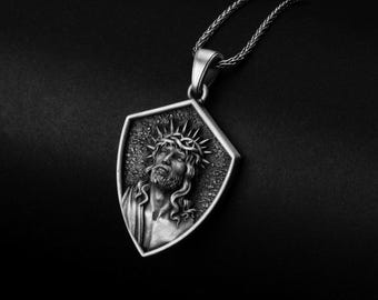 Jesus Pendant, Crown of Thorns, Crucifixion Pendant, Christian Pendant, Prayer Necklace, Religious Gift, Faith Jewelry, Sacred Art