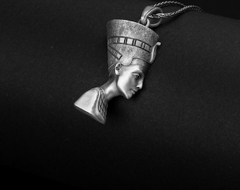 Nofretete Anhänger, ägyptischer Schmuck, Silber Nofretete, altes Ägypten, Königin Halskette, historischer Charme, starke Frau