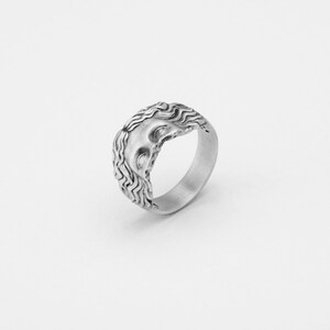 Griechische Skulptur, Gebrochene Kunst, Einzigartiger Ring, Antike inspiriert, Hellenisches Design, Ruinierte Ästhetik, Geschenk für Kunstliebhaber, Zeitloser Stil Bild 1