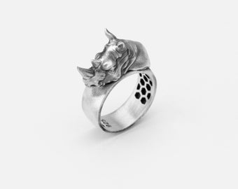Rhino Ring, Animal Band, Wildlife Jewelry, Rhino Lover Gift, Safari Theme, Endangered Species, Unique Design, Nature Inspired