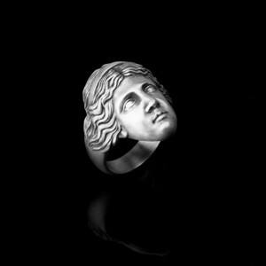 Venus de Milo Ring, Ancient Greek, Greek Goddess, Hellenistic Art, Aphrodite Ring, Classical Sculpture, Greek Jewelry, Art Lover Gift
