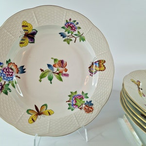 Herend Queen Victoria Soup Plates 6pcs, Handpainted Hungarian Wedding Porcelain Dinnerware, Rare Vintage Porcelain Dinner Set