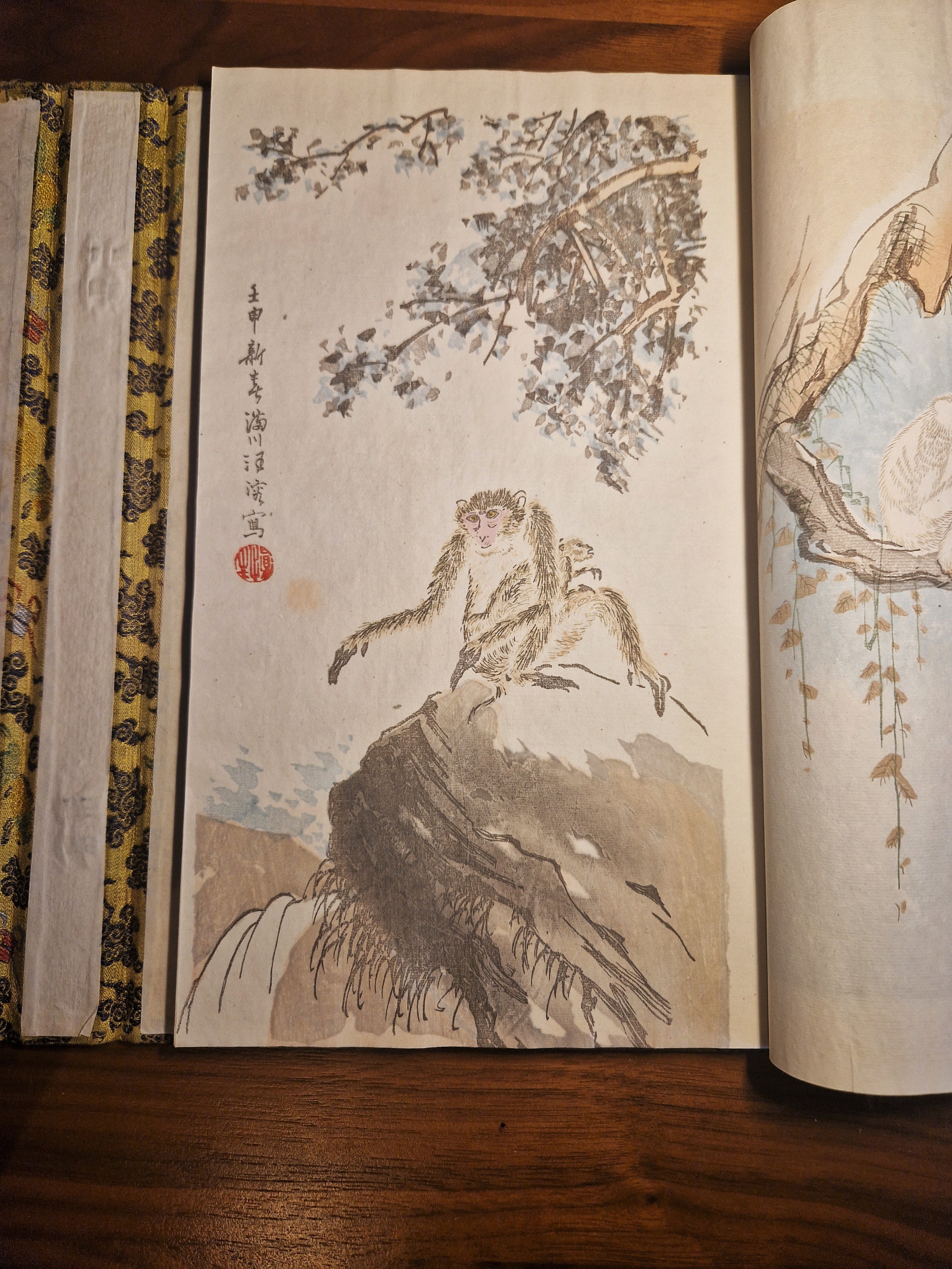 【SEE】Vintage Books 【50cm Set】洋書 Japan Journeys: Famous Woodblock Prints of Cultural Sights