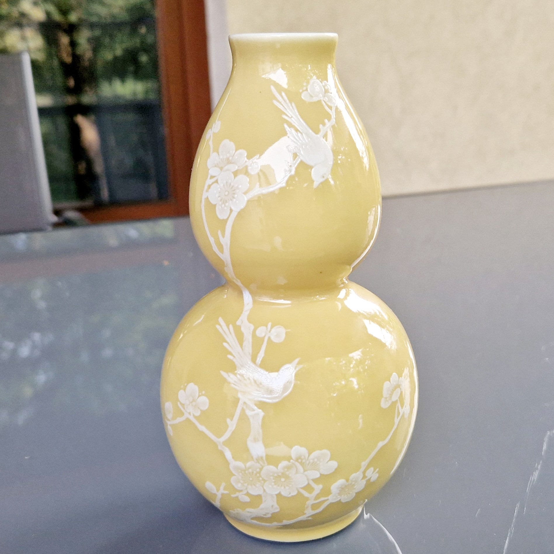 ヴィンテージ景徳鎮の二重瓢箪花瓶：黄釉磁器、鳥と梅 - Etsy 日本