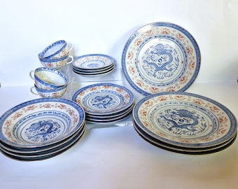 Vintage Chinese Rice Grain Porcelain Set: Dragon Motif Blue and White
