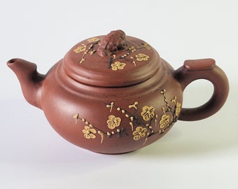 宜興土急須：中国アンティーク茶器、梅と蛙のデザインティーポット