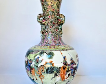 Large Famille Rose Porcelain Vase: Vintage Chinoiserie Art (15.5 inch)