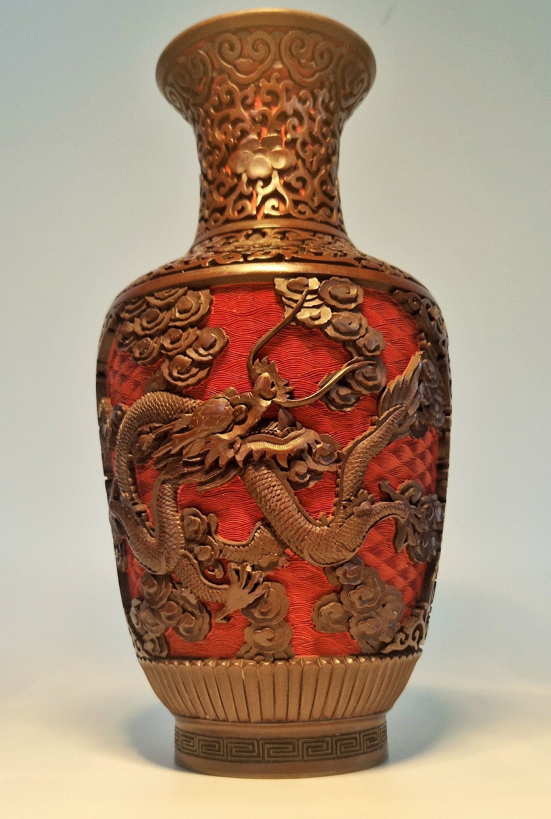 Chinese Cinnabar Vase, Mid Century, Red Chinese Lacquer, Dragon 10 / 25