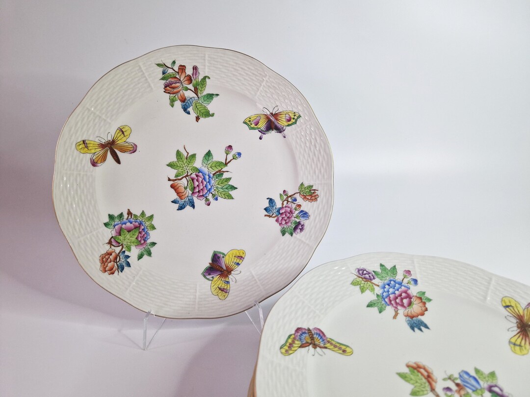 Herend Queen Victoria Dinner Plates, Herend VA, Hungary Porcelain, 6