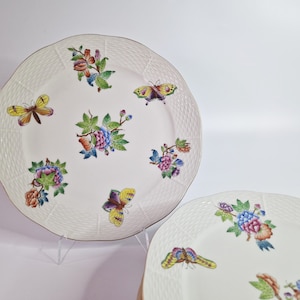 Herend Queen Victoria Dinner Plates (Set of 6) - Hand-Painted Hungarian Porcelain