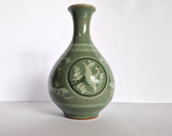 高麗青磁花瓶、東洋鶴陶器、署名入り - Etsy 日本