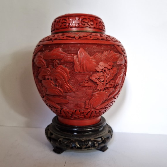 Vintage Red Lacquer Pot From India - Mid 20thC Vintage Red Lacquer Pot From India - Mid 20thC