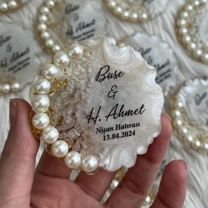 Wedding Favors,Epoxy Magnet favors, Wedding Favors for Guests, Bridal Shower Favors,Flower Magnet Favor for Guest,Fridge Magnets