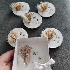 Resin Magnet Wedding Favors, Wedding Favors for Guests in Bulk, Epoxy Magnet, Bridal Shower Favors, Rustic Wedding Favors, Birthday favors