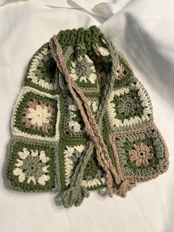 Vintage Handmade Granny Square Crochet Drawstring… - image 2