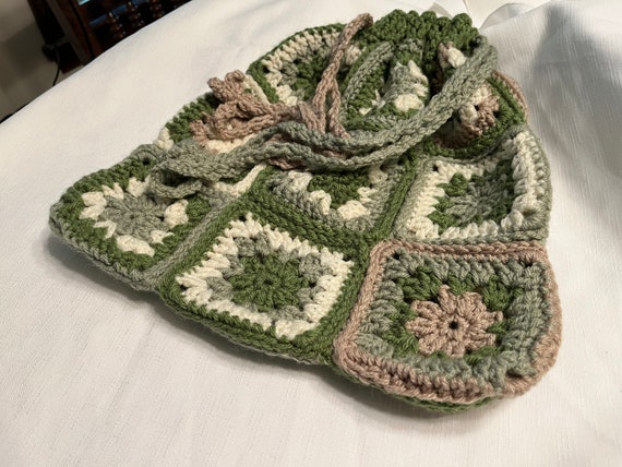 Vintage Handmade Granny Square Crochet Drawstring… - image 3