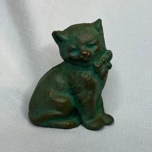 Cast Metal Sitting Kitten with Bow, Vintage