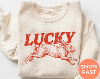 Lucky Rabbit Graphic Sweatshirt: Good Luck Shirt, Retro Boho Sweathirt, Aesthetic Trendy T-shirt
