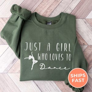 Dance Lover Sweatshirt: Ballet Dancer Gift for Toddlers