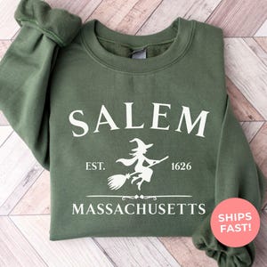Halloween Sweatshirt, Salem Witch Sweatshirt, Vintage Halloween Shirt, Spooky Season Sweatshirt, Salem Trip Tee, Cozy Fall Sweatshirt