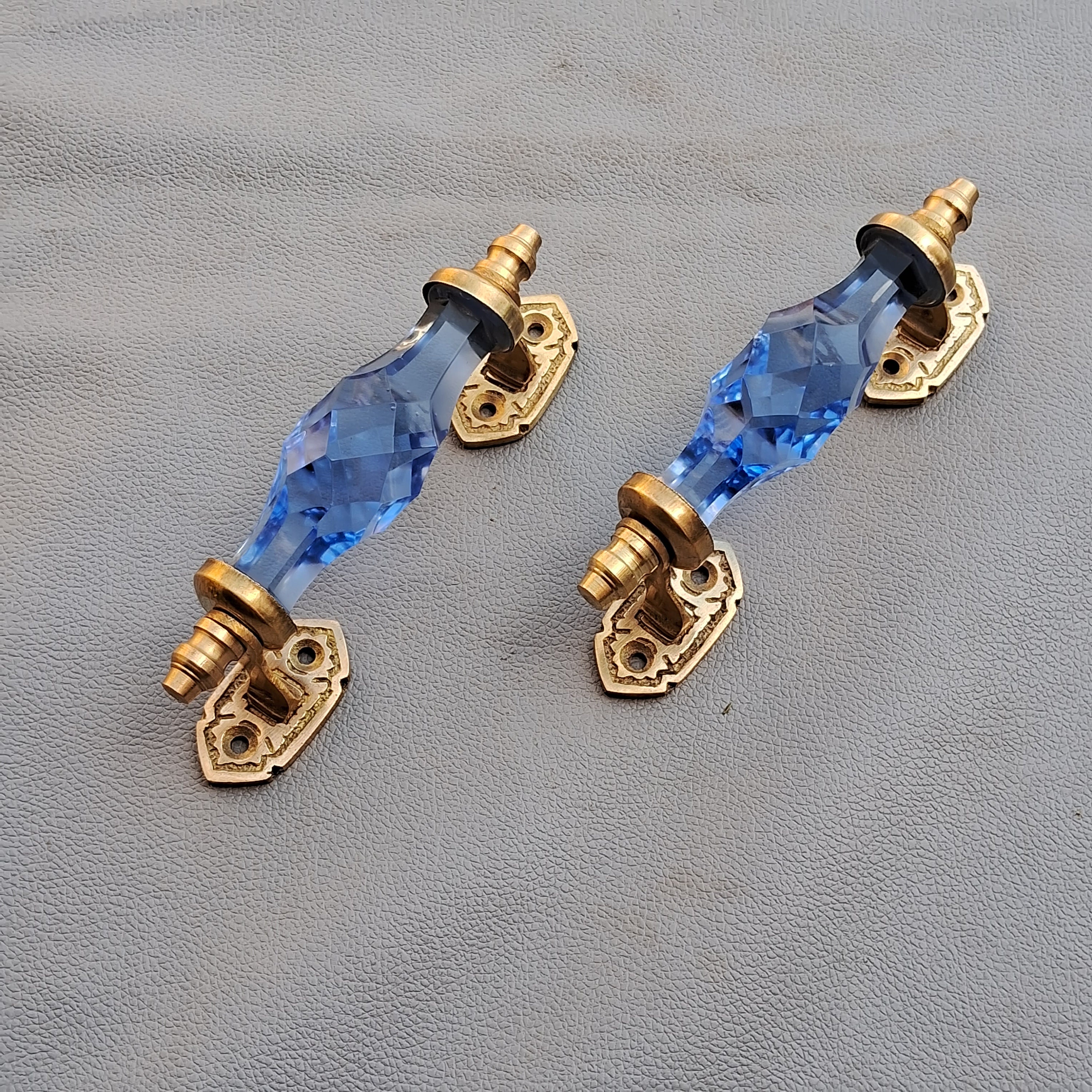 VTG Victorian Handmade brass n glass Lavender purple art decor door drawer handle 2pcs
