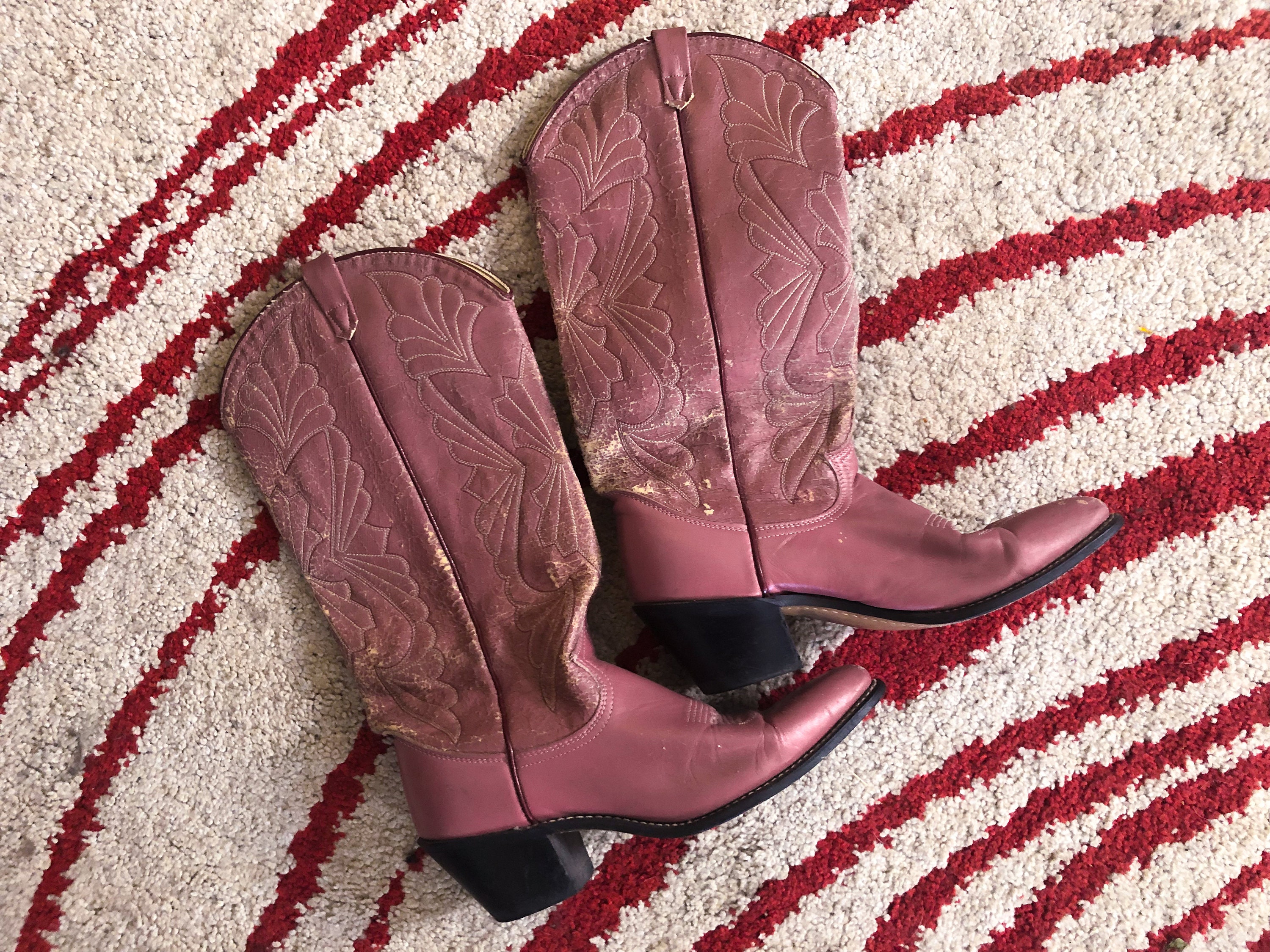 Vintage pink cowboy boots sale
