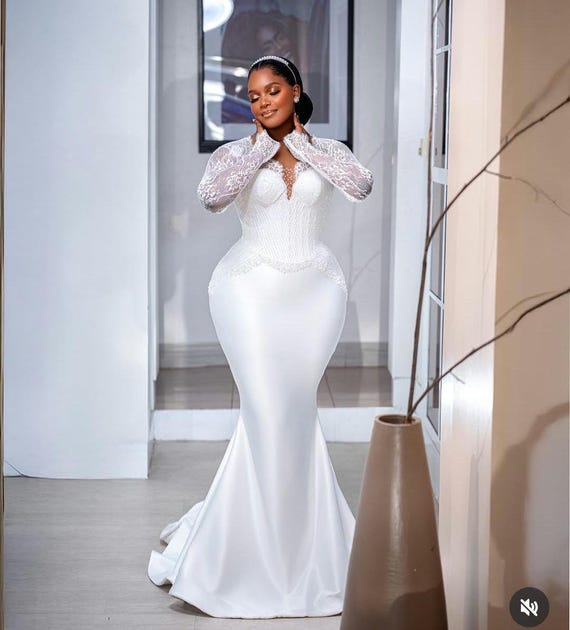 simple and classy dinner dress Reception gown, lace gown, dress, latest gown,white gown,Women fashion dress,Ankara event wears,Dinner gown I introduce to you Category:Sky Blue OP White dress Sustainable Edit What jewelry and nail