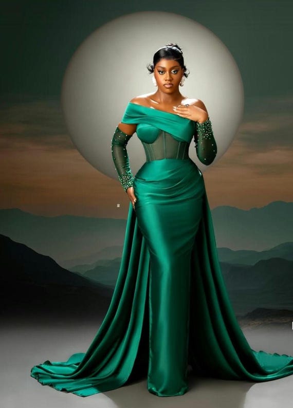 Reception Gown, Lace Gown, Sample Lace Dress, African Classy Gown,African Outfit,Women Fashion Dress,Ankara Event Wears,Dinner Gown,