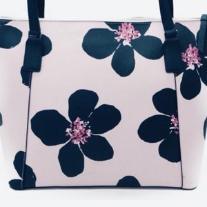 Authentic Kate Spade Shoulder Purse in GUC a Cameron Grand Floral