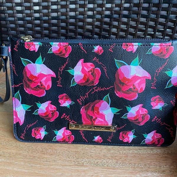 Vintage Betsey Johnson floral black pink roses wristlet edgy blooms goth glam beautiful classic design