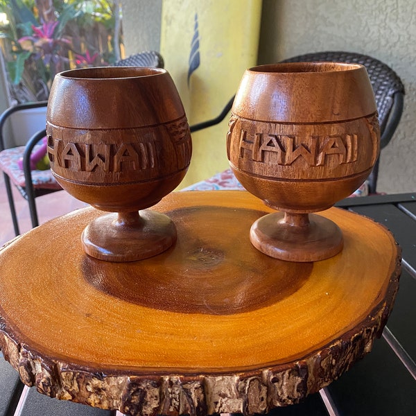 Vintage Iolani Woods Royal Hawaiian sculpté gobelets tiki tropical bar ware cadeau pour mixologue amateur de cocktails voyage à Hawaï