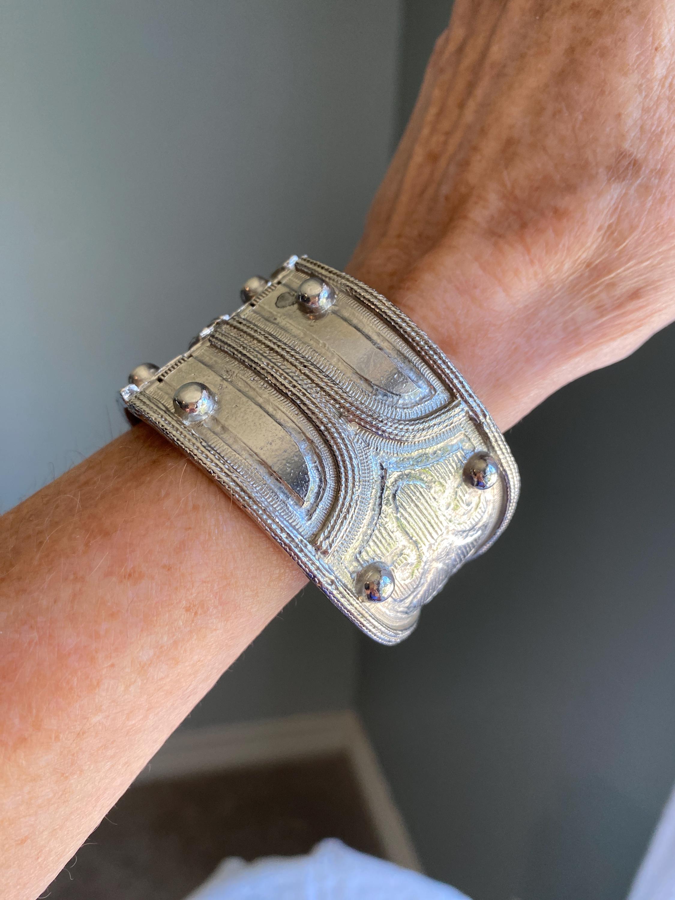 ヴィンテージ アクセソクラフト NYC バングルブレスレット：シルバー 