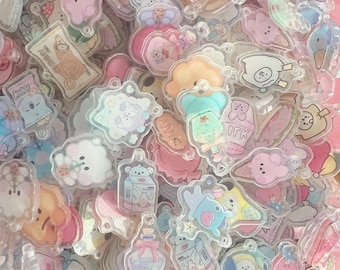 2 cm BT Mixed Acrylic Pendants