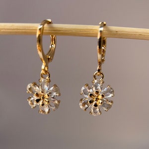 Earrings flower - love