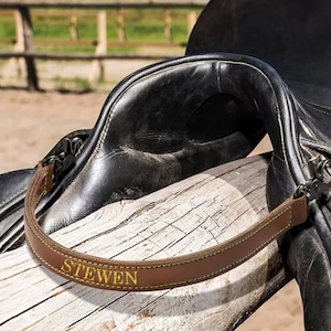 Custom English Saddle Grab, Leather Strap, Custom Horse Tack, Handle Grip for Beginner Rider, Training Lessons Gifts for Equestrian