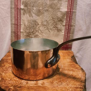 Antique French Copper Saucepan with 24cm-9.5 inch diameter and Clean Tin Lining; Antique French Casserole Russe 5.5 pounds