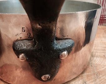 Cacerola de cobre antigua Allez Frères de 25 cm de diámetro con lata fresca de 2 mm en el borde; Cazuela Antigua Allez Freres 3.328kg 7lb 5oz