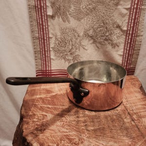 Antique Allez Frères Copper Saucepan 20cm-8 inch diameter with Fresh Tin 2.2mm at rim; Antique Allez Freres Casserole 1.957kg 4lb 5oz;