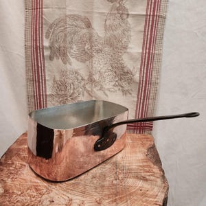 Antique Hammered Copper Braisière with Dovetail Seams-19th century Braising Pan; Antique Copper Brasiere With Forged Handle 5lb
