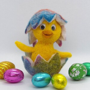 Easter Decoration ,Toy chick handmade 100% wool .Lovely gift for kids ,friend ,family or table decoration.