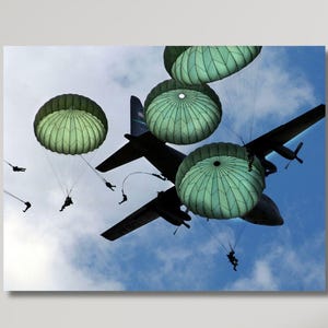 Army 82nd Airborne Division Poster Art Canvas -Military Parachute and Combat Aircraft Wall Art for Patriotic Home Decor,Air Force Base Print